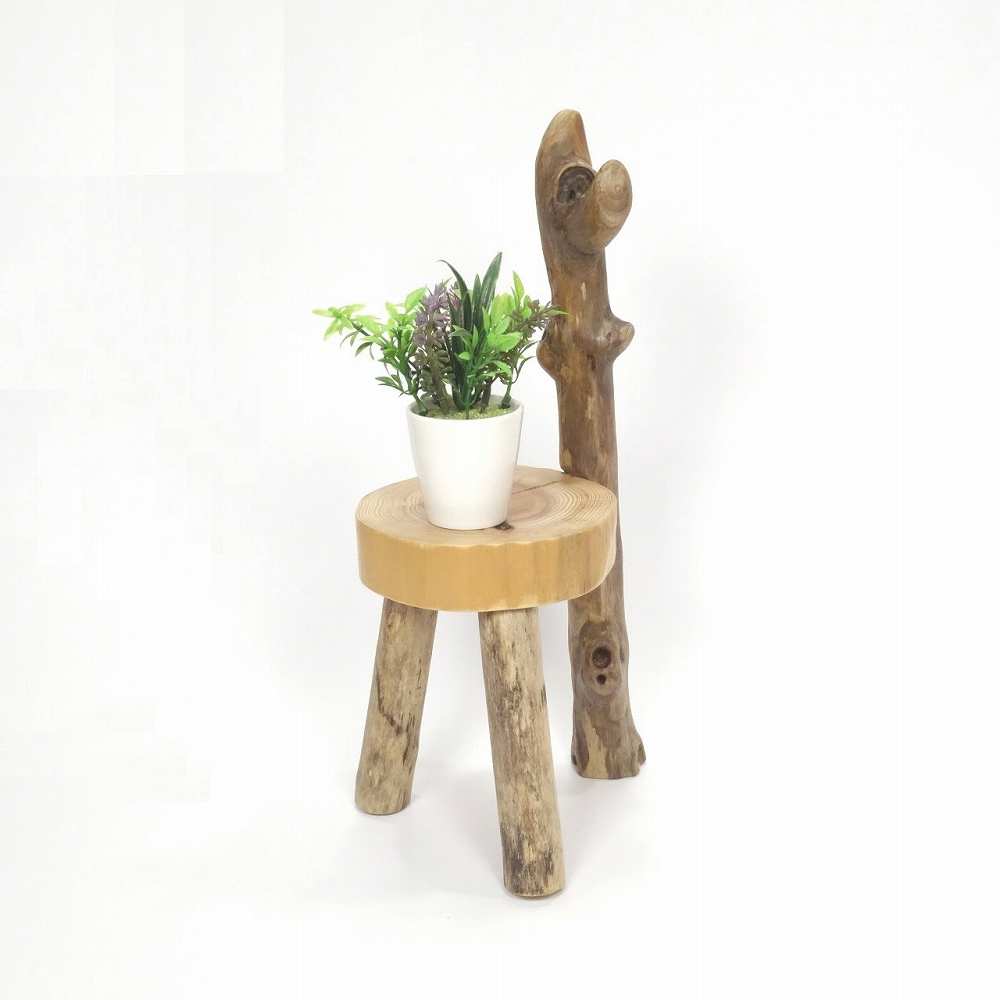 【温泉流木】椅子型かわいい丸太の飾り台スタンド010かっこいい削れ枝 置台 ミニ花台 流木インテリア