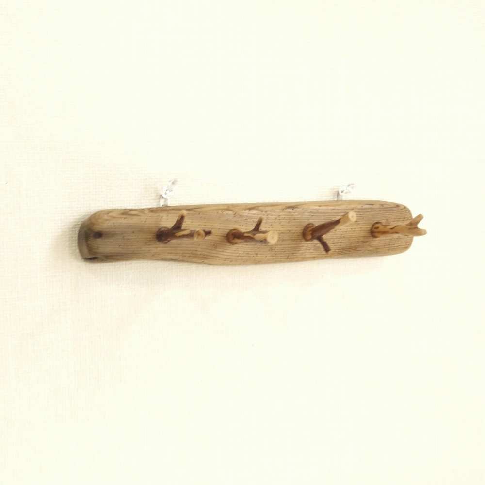 【温泉流木】小枝が並ぶ壁掛け流木フック001ミニ ウォールフック 流木インテリア