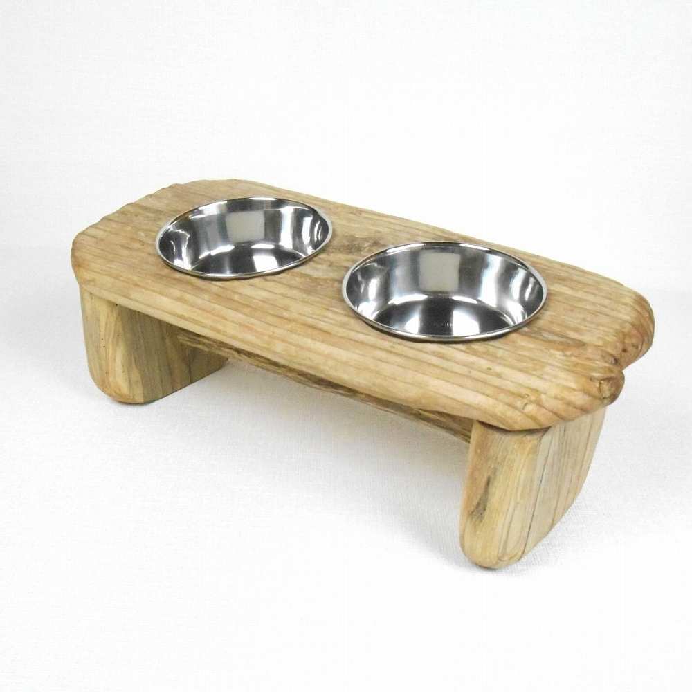 【温泉流木】かわいいラウンドタイプの小型犬猫用エサ皿スタンド 流木インテリア